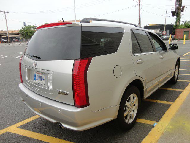 Cadillac SRX 2007 photo 12