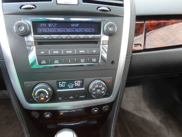 Cadillac SRX 2007 photo 9