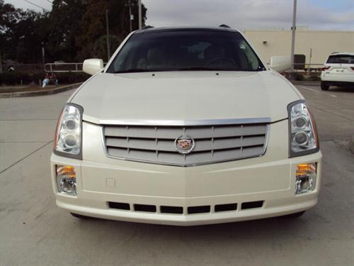 Cadillac SRX 2007 photo 2