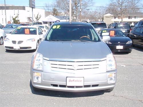 Cadillac SRX 2007 photo 1