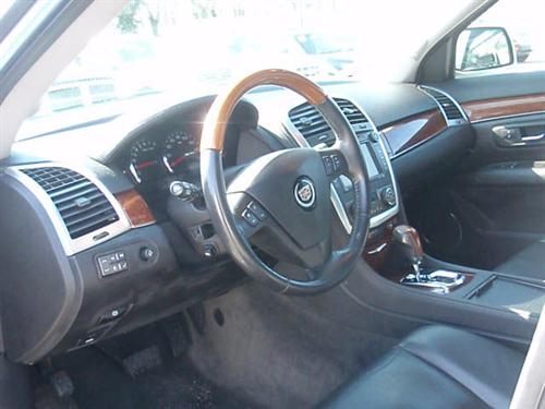 Cadillac SRX 2007 photo 2