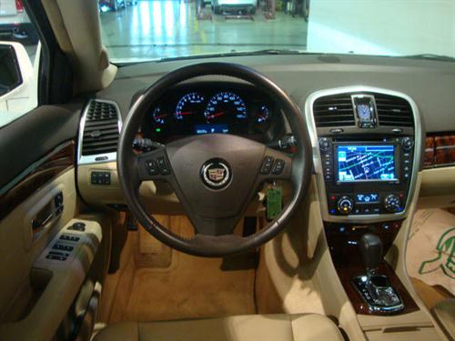 Cadillac SRX 2007 photo 1