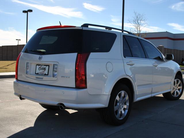 Cadillac SRX 2007 photo 1