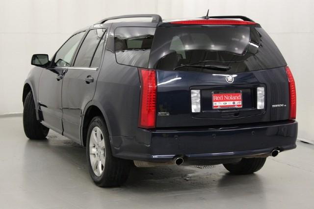 Cadillac SRX 2007 photo 2