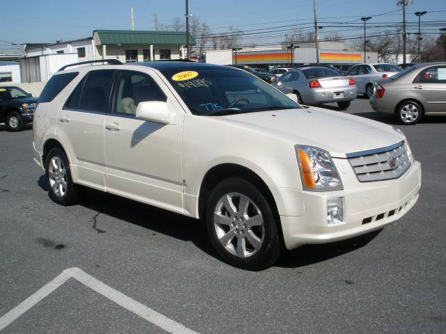 Cadillac SRX 2007 photo 2