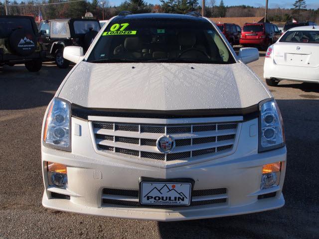 Cadillac SRX 2007 photo 1