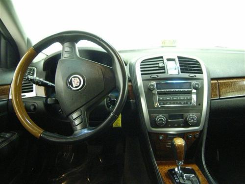 Cadillac SRX 2007 photo 1