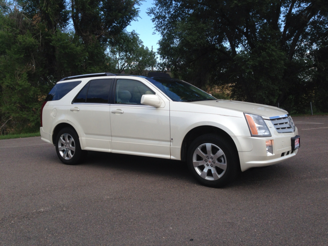 Cadillac SRX SE-R SUV