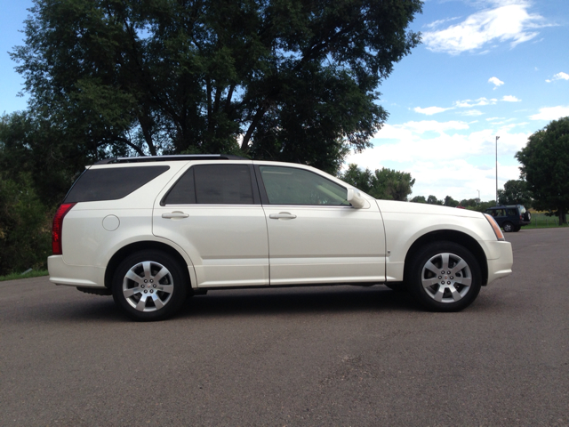 Cadillac SRX 2007 photo 2