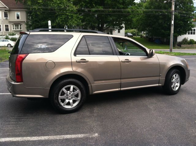Cadillac SRX 2007 photo 1