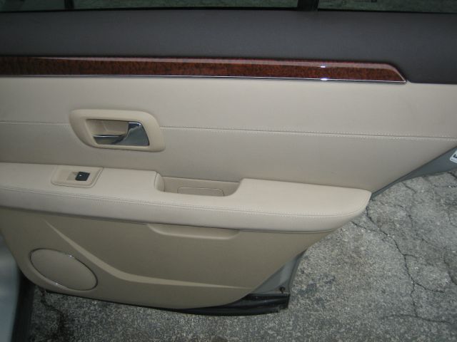 Cadillac SRX 2007 photo 12