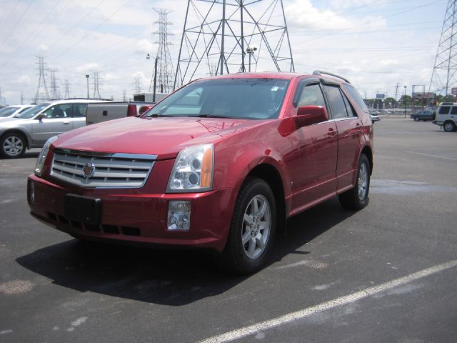Cadillac SRX Touring / AWD SUV