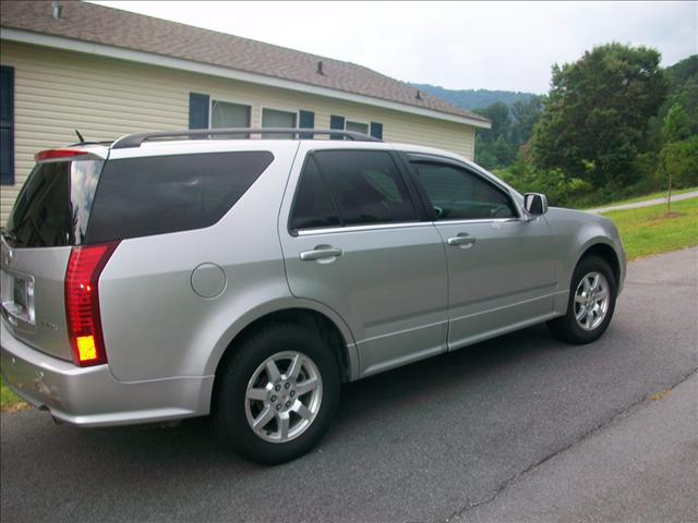 Cadillac SRX 2008 photo 1