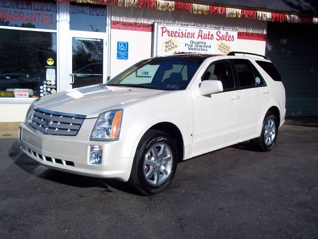 Cadillac SRX LS/ 9 Passenger SUV