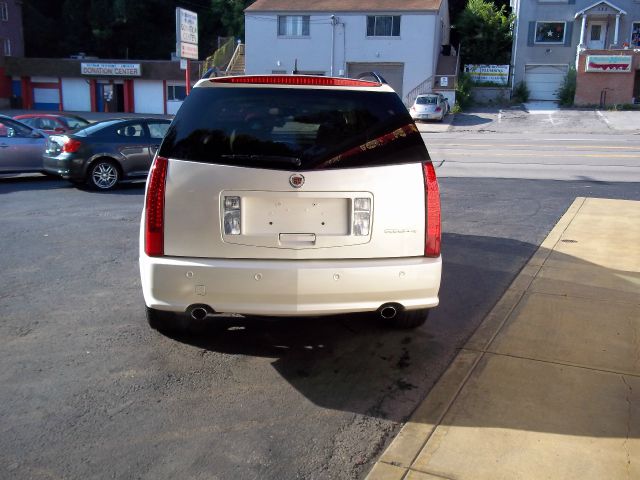 Cadillac SRX 2008 photo 1