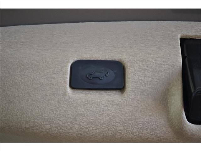 Cadillac SRX 2008 photo 14