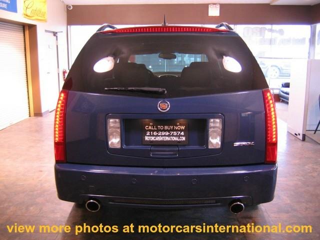 Cadillac SRX 2009 photo 2