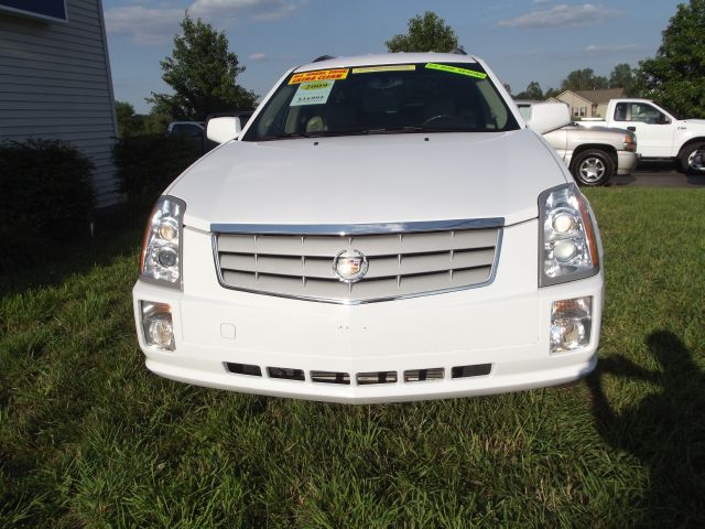 Cadillac SRX 2009 photo 2