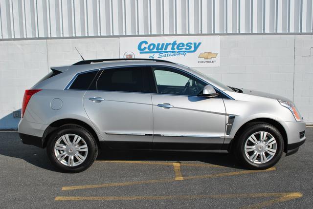 Cadillac SRX 2010 photo 2