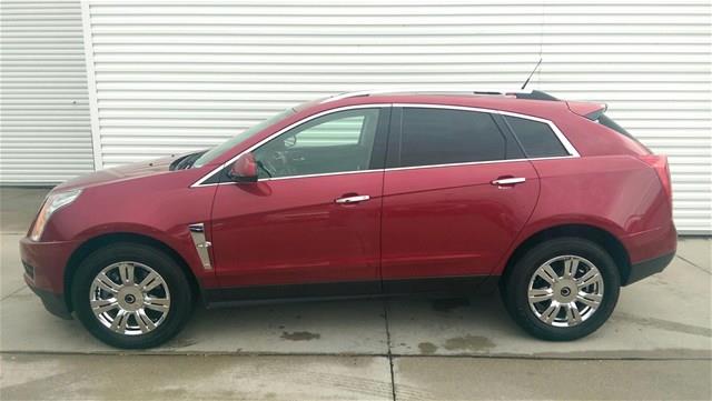 Cadillac SRX 2010 photo 3