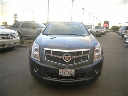 Cadillac SRX 2011 photo 1