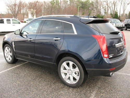 Cadillac SRX 2011 photo 1
