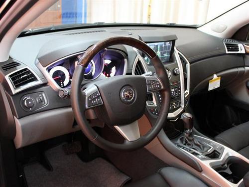 Cadillac SRX 2011 photo 3