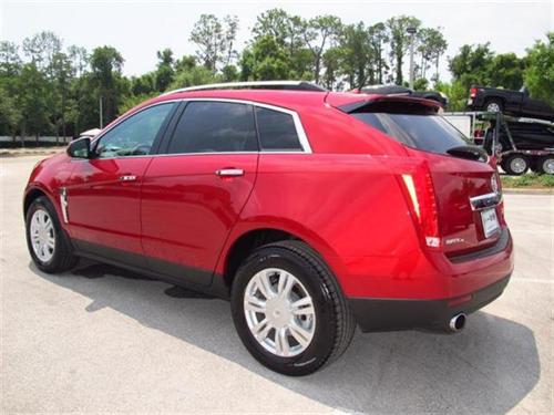 Cadillac SRX 2011 photo 2