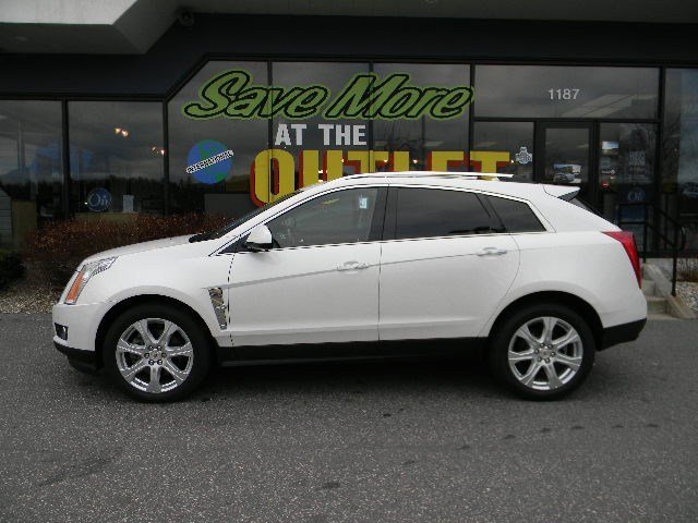 Cadillac SRX 2011 photo 3