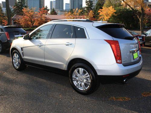 Cadillac SRX 2011 photo 2