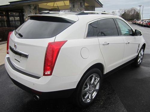 Cadillac SRX 2011 photo 1