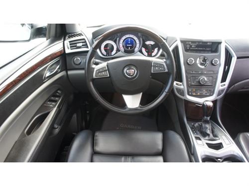 Cadillac SRX 2011 photo 1