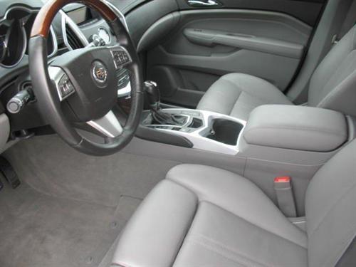 Cadillac SRX 2011 photo 5