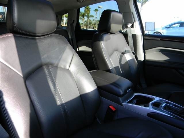 Cadillac SRX 2011 photo 5