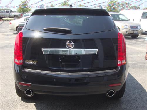 Cadillac SRX 2011 photo 3