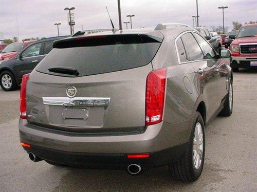 Cadillac SRX 2011 photo 1