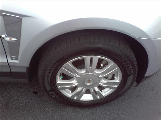 Cadillac SRX 2011 photo 3