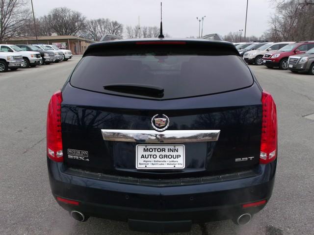 Cadillac SRX 2011 photo 4