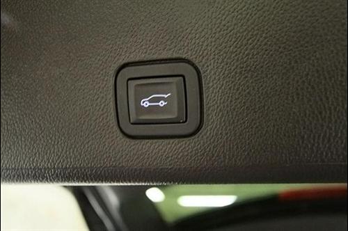 Cadillac SRX 2011 photo 1