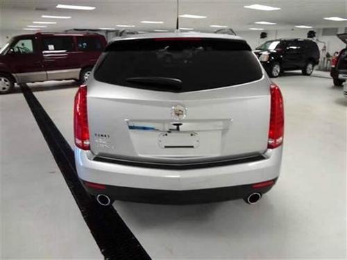 Cadillac SRX 2011 photo 1