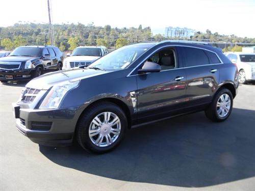 Cadillac SRX 2011 photo 2