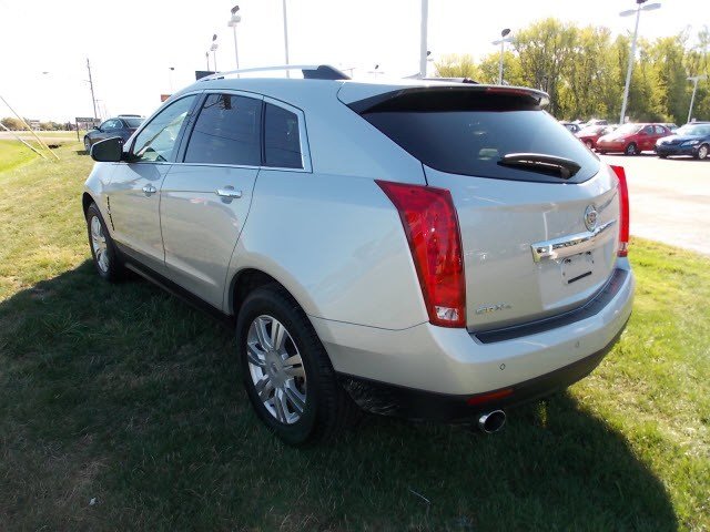 Cadillac SRX 2011 photo 1