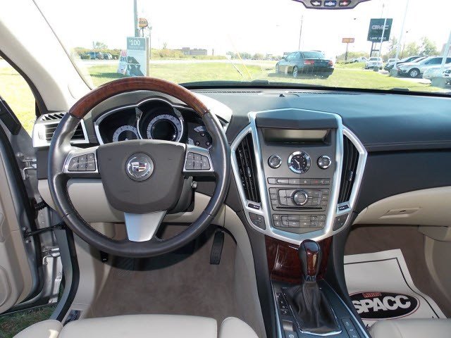 Cadillac SRX 2011 photo 4