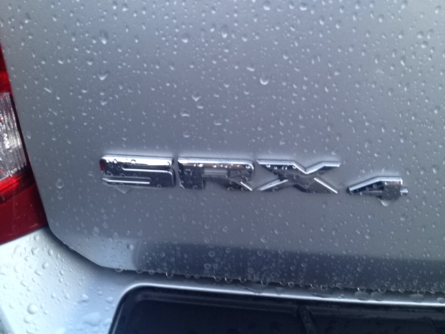 Cadillac SRX 2011 photo 2