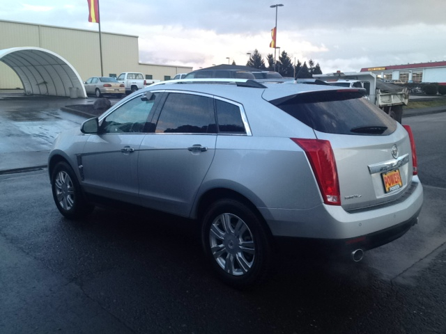Cadillac SRX 2011 photo 3