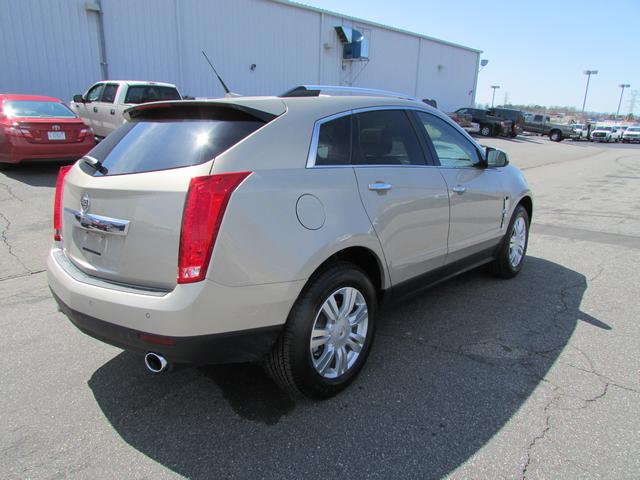 Cadillac SRX 2011 photo 4