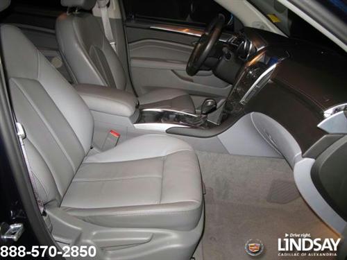 Cadillac SRX 2011 photo 1