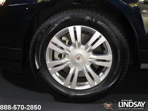 Cadillac SRX 2011 photo 2