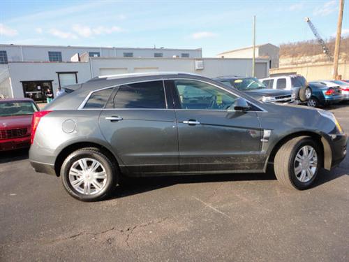Cadillac SRX 2011 photo 2