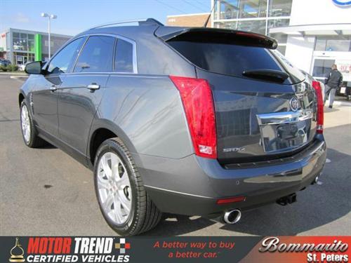 Cadillac SRX 2011 photo 2